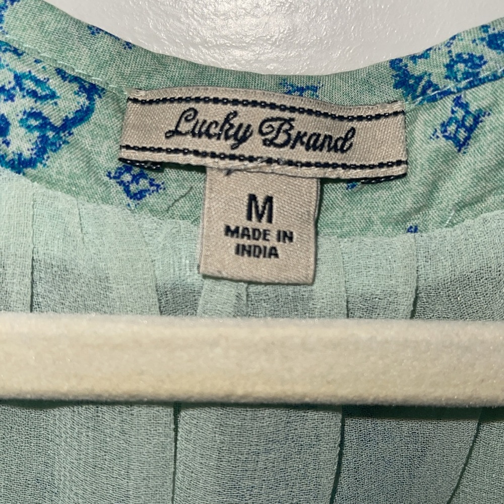 NWOT- LUCKY brand Blue Patterned Sleeveless Dress with drawstring waste. M - Picture 5 of 6